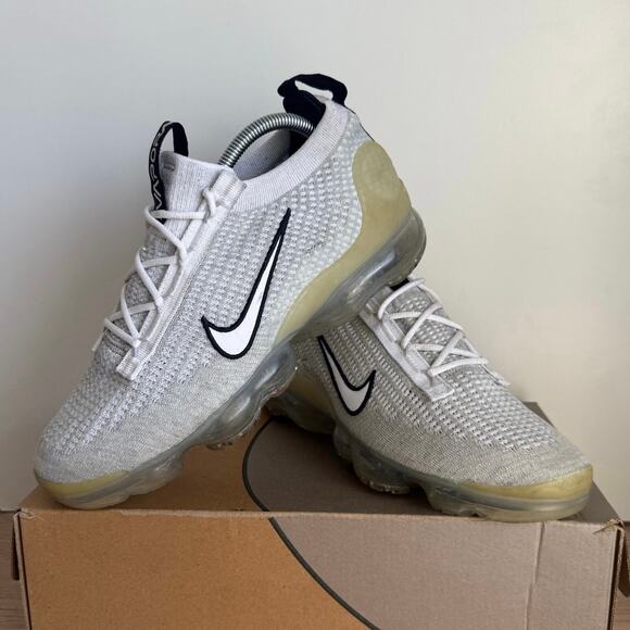 Nike Vapormax 2021 Flyknit Monochrome Men Sneakers- SZ 9 main image 4